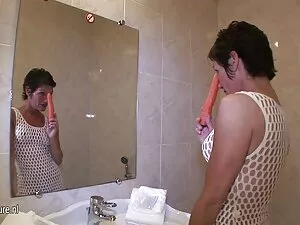 企業パーティーのためのsluttyブロン ...