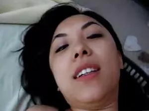 温泉はロシアの性別と手頃な価格の女の子  ...