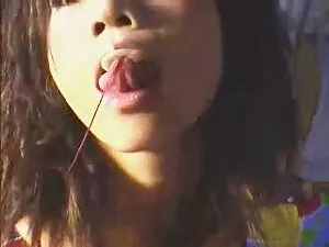 かわいいチェコのサンドラ撫で彼女のハゲ帽 ...