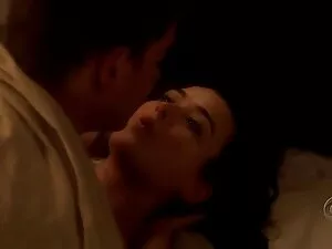 壁とmenyelinapnyaに豪華な女 ...