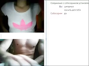 老人は女の子にシンプルな吸う彼のコックを ...