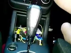 学生は大きなバスを着用します 女子 の  ...