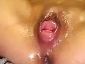 曲線美女性大人は黒く性交するために自分自 ...