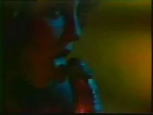 Pikaper持ってaチェコの女性と爆破 ...