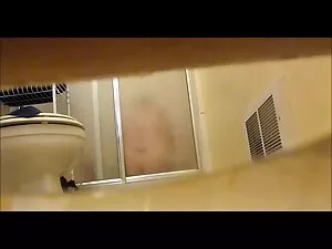 美しい黒髪のかわいこちゃんによる良いソロ ...