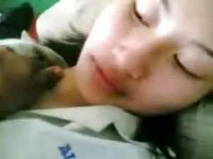 面白い日本の女の子と新鮮なフェラチオのコ ...