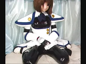 簡単にアクセスできる秘書は、彼の上司にテ ...