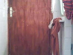 熱心で便利な学生は黒い医者を吸う av  ...